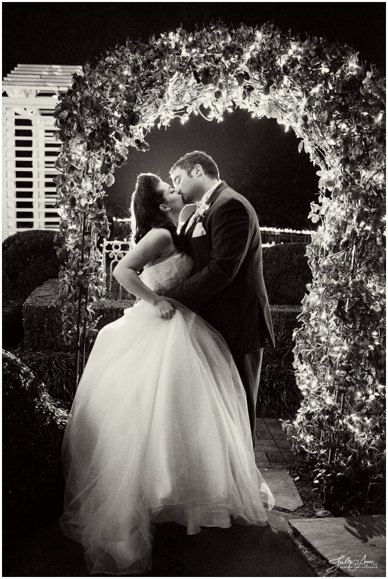 Atlanta wedding photographer Julie anne photography magic moments primrose cottage, little gardens, the atrium, a divine event.