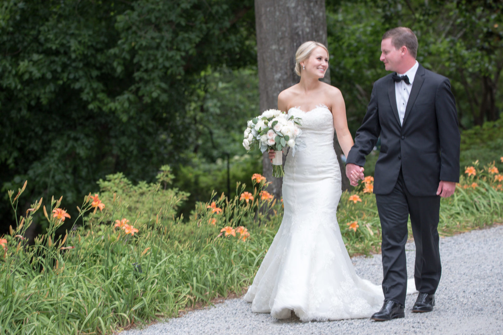 bride and groom photoraphs at Primrose Cottage in Roswell, Georgia photographed by Julie Anne Wedding Photography, luxury fine art photographer for intimate and joyful moments located in Atlanta, Tampa, Orlando,